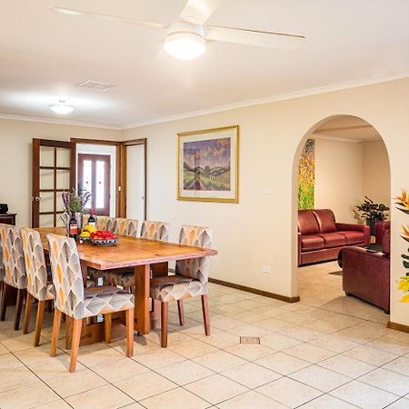 Watervale Hotel Guesthouse Екстериор снимка