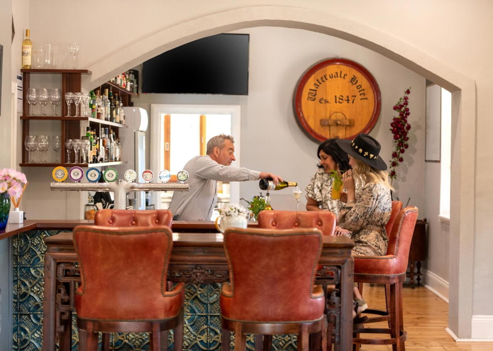 Watervale Hotel Guesthouse Екстериор снимка